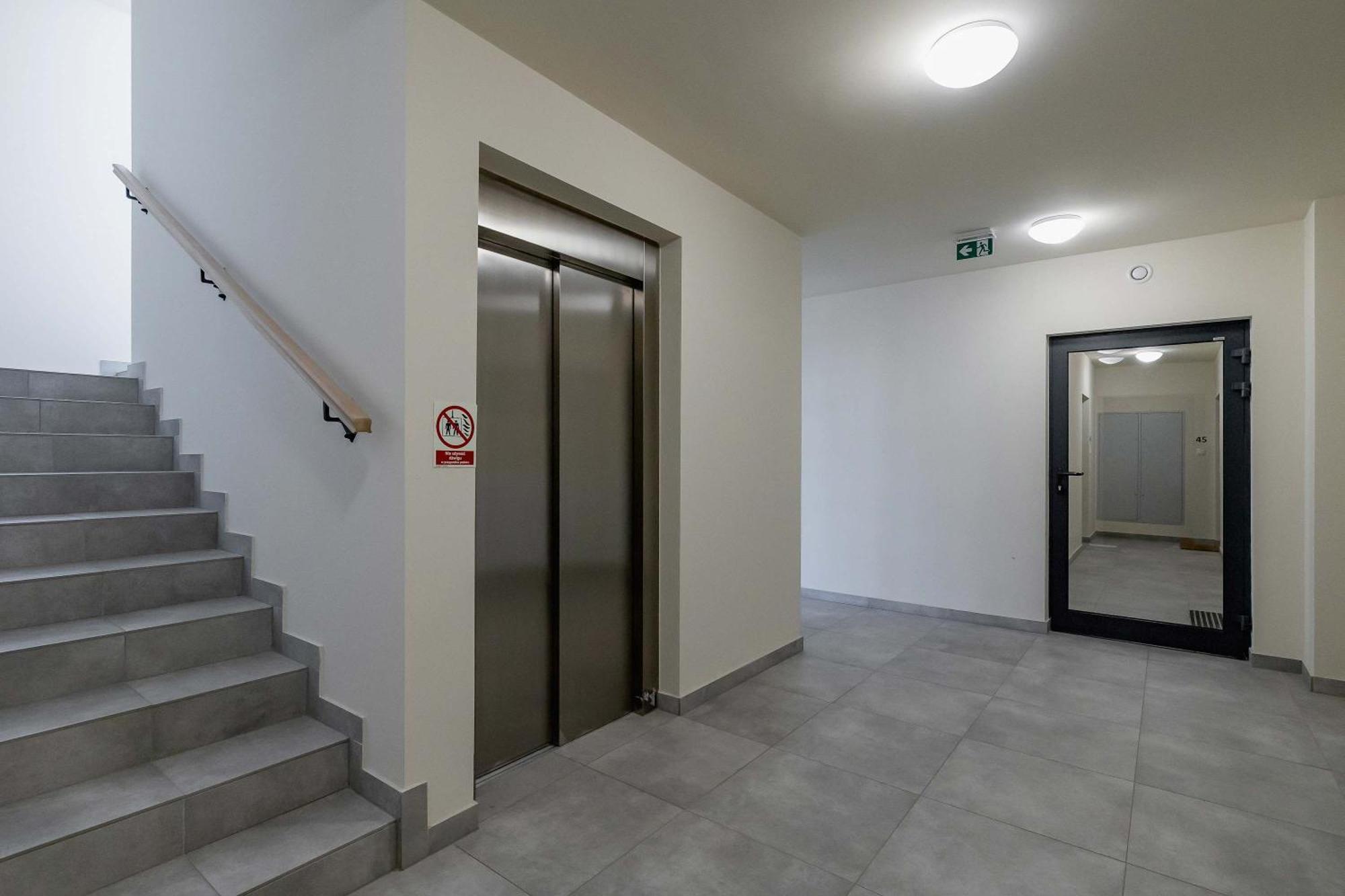 Nowoczesny Rodzinny Z Klimatyzacja I Parkingiem W Krakowie By Renters Prestige Apartament Kraków